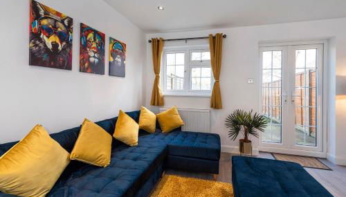 Guild Lodge 3 Bedrooms 3 Bathroom Home - Fast London Access - Foto 3