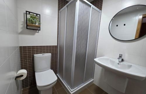 Costa Foz Apartment Playa de Llas, terraza, piscina y pista de pádel - Foto 42