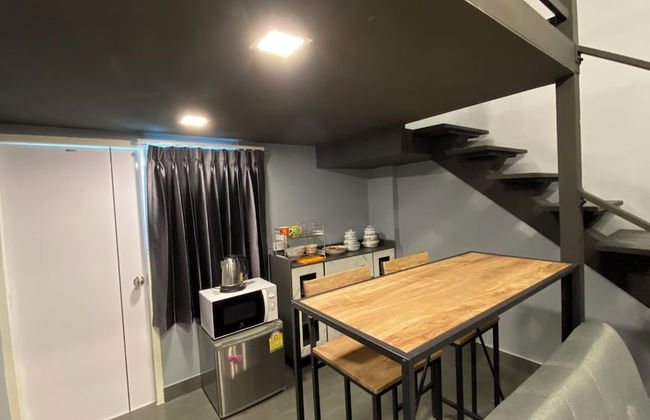 The Loft Living Space - Photo 38