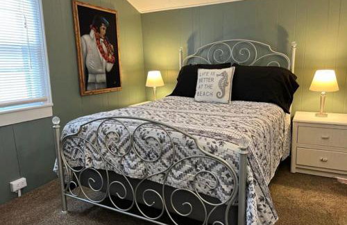 Charming 3 Bedroom Home 6 Beds Sleeps up to 12 - Foto 2