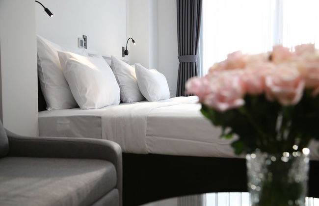 CityHouse - El Pino Realm - Photo 23