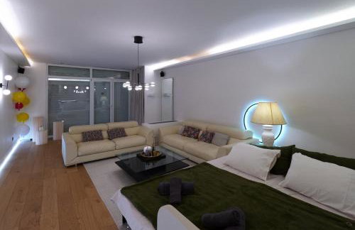 LE LUXURY LOFT - CENTER l DECEMBER MAR-KET l EUROPEAN PARLIAMENT l PARKING l NETFLIX - SPACIOUS & UNIQUE - LE LUXURY LOFT - CENTRE l MARCHÉ DE NOËL l PARLEMENT EUROPÉEN l PARKING l NETFLIX - SPACIEUX & UNIQUE - Foto 20