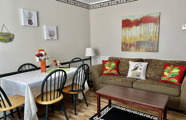 Multicultural Museum Cottages - Photo 9