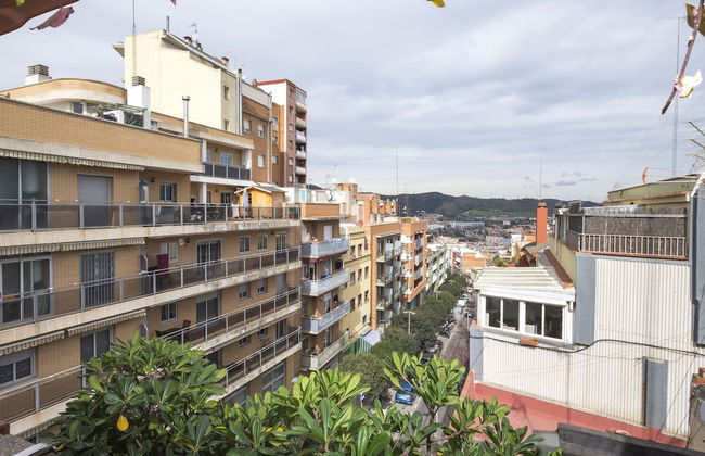 Atico con terraza y Barbacoa, junto linea Metro de BCN - Foto 14