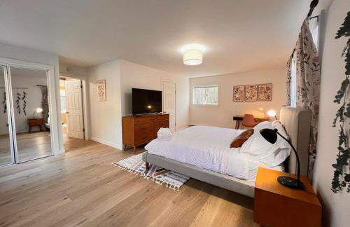 Luxury Woodstock Retreat Hot tub heated pool - Foto 24