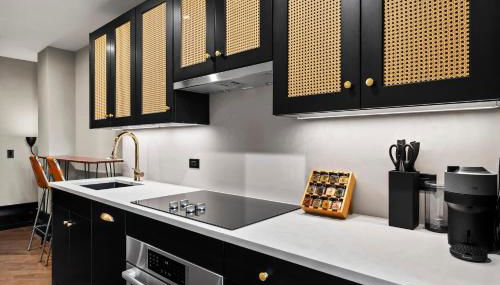 Freeman 603 by Rove Travel - Studio with Shared Amenities - Foto 4, stove