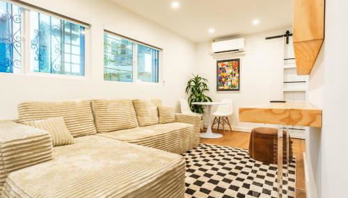 Simple La Jolla 2 bedroom - Alley Unit - Foto 1