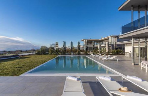 Villa Sara for 10 people near Novigrad with sea view and salt- water pool - Foto 12