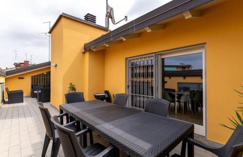 BolognaCentro 9 People Loft Private Lift and Terrace - Photo 4