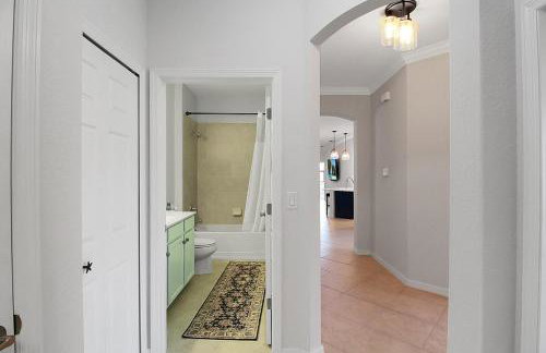 Gorgeous Lakefront Villa in Gran Paradiso - Seabird Villa - Photo 41