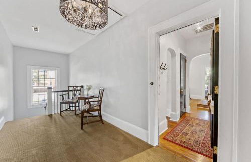 Contemporary gem in the Heart of Myers Park - Foto 12