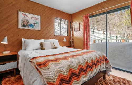 Nightcap Lodge- HOT TUB WITH BREATHTAKING MOUNTAIN VIEWS! - Foto 33