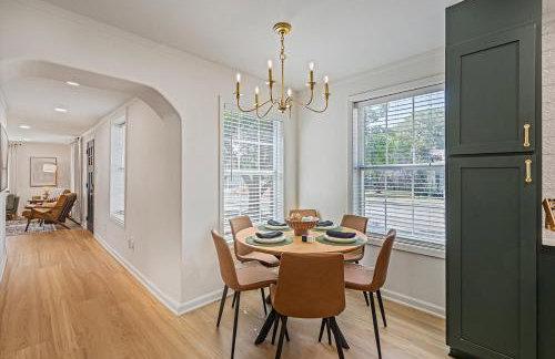 Less than 1mi to Square, SW, EV Plug, Boutique Comfort - Foto 11