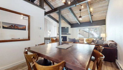 Mid Century Modern Cabin #212 - Walk to Village - Foto 5