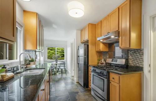 Charming Queen Anne Craftsman 4BR 2 Kitchens - Foto 39