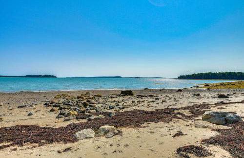 Waterfront Roque Bluffs Hideaway with Private Beach - Photo 26