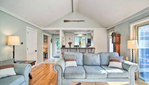 2 Mi to Beach Retreat with Pool and Grill in Mashpee! - Foto 5