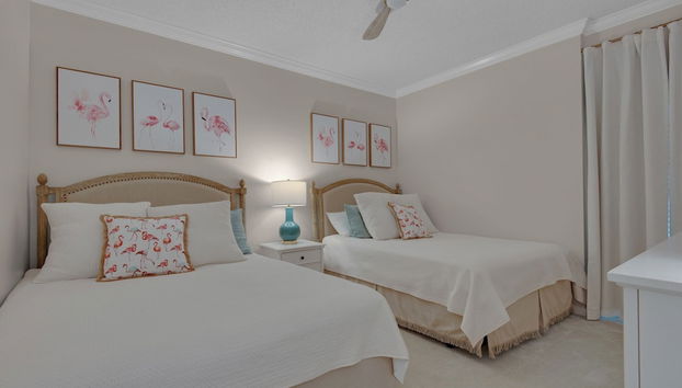 1st Floor Gulf Side- Lagoon Pool- Beach Chair Setup - Foto 2, Habitación