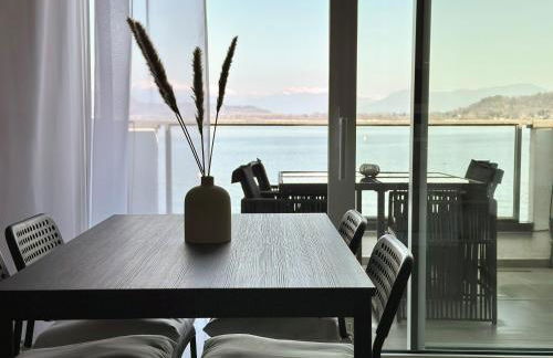 Aquavista Residence - Lakeview Holiday Apartments with Pool - Foto 24