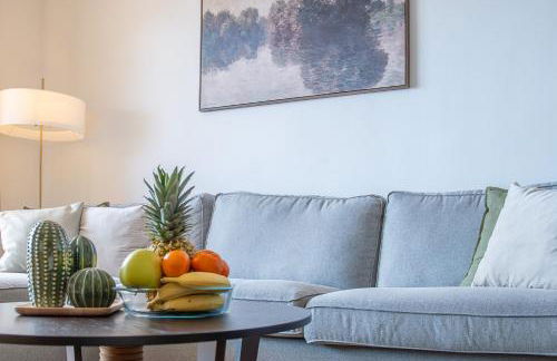 Beachside Retreat with Private Terrace - Foto 31