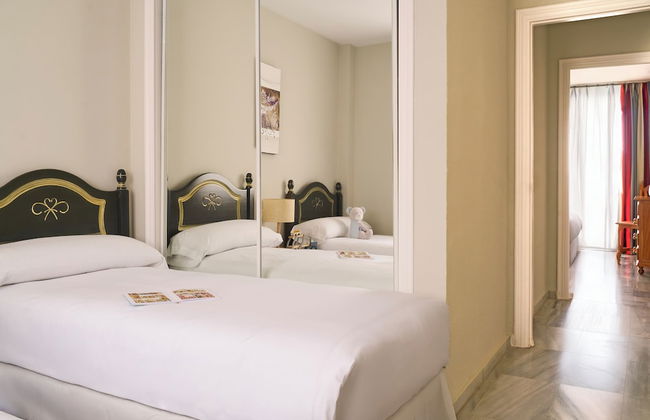 Apartamentos Ona Campanario - Photo 13