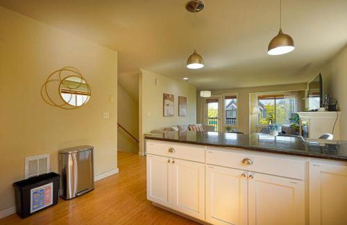 Stylish North Seattle Townhouse- Dual Master Suites - Foto 21