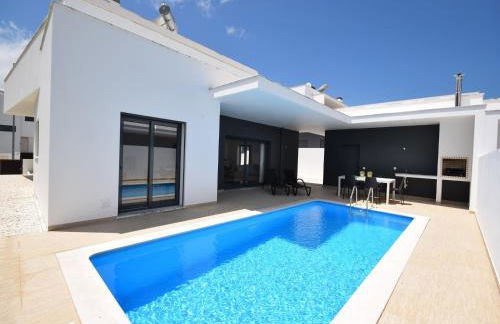 Sunny Villa Near Óbidos w Beaches - Foto 4