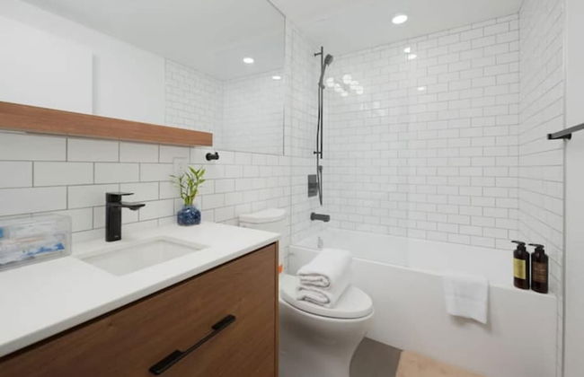 Passive House Luxury 2 Bedroom Basement Suite - Photo 10