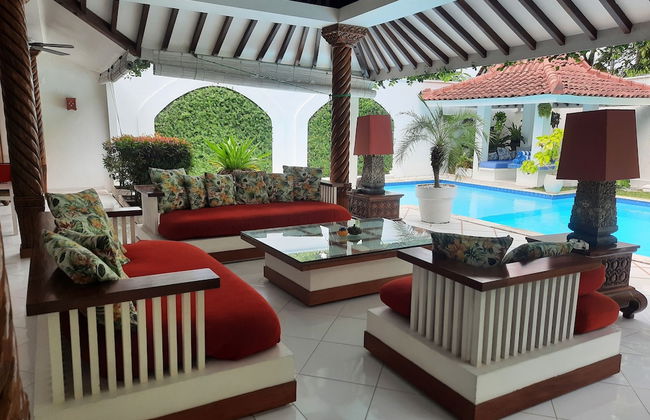 Yogyakarta Tropicana Villa - Foto 15