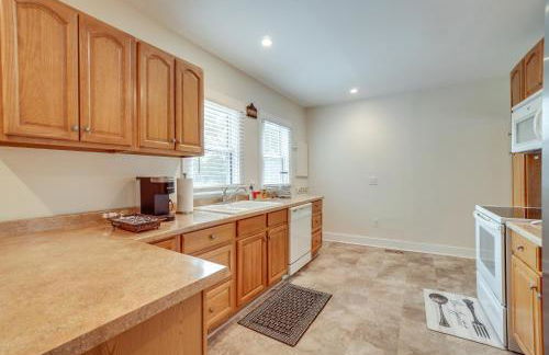 Quiet Old Hickory Home Rental with Deck - Foto 10