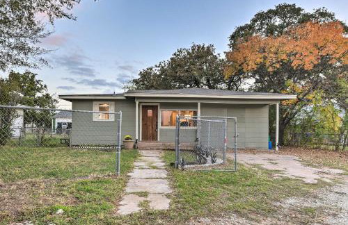 Cozy Graham Retreat about 3 Mi to Lake Eddleman! - Foto 3