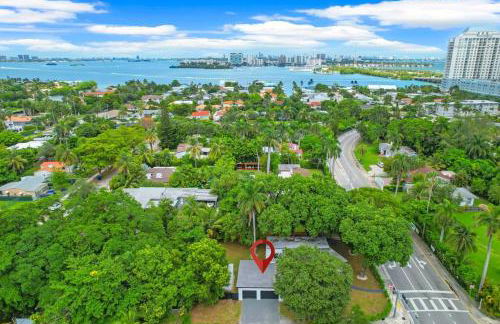 Spacious Retreat with Green Areas 8 ppl - Foto 2