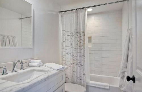 Ocean View From Private Patio, Steps To Beach, Parking - Photo 22