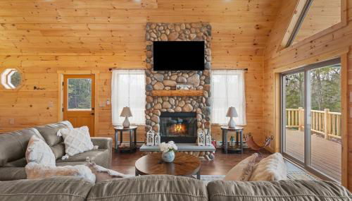 Luxury Log Cabin Lakefront, Game room & Fire Pit, - Foto 2