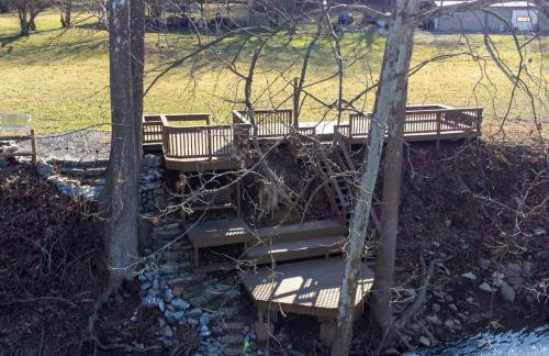 Riverfront Home (Apartment and Bar) - Foto 15