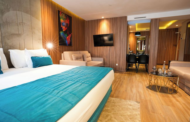 First Suites Hôtel - Photo 14