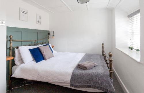 Hurst Cottage - Photo 11