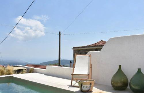 MOM'S RETREAT - Photo 3