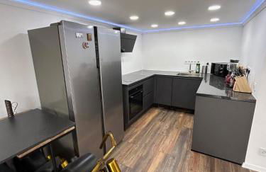 Traumwohnung 3 Zi im Grünen Retro Terrasse, Garten, Grill, Wifi - Foto 7