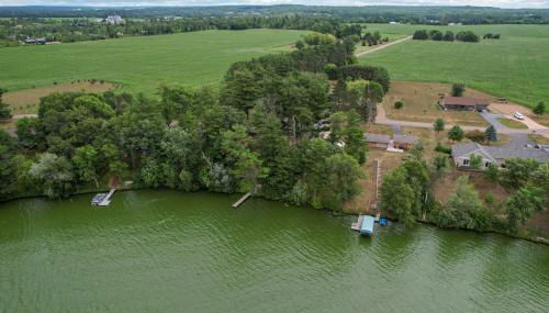 Lakefront Chetek Haven Dock, Screened Gazebo - Foto 3