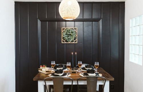 Amazing Escape King Bed BSU Parking Fire Pit - Photo 6