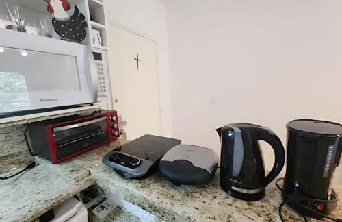 Espaçoso Flat com Varanda no Cavalinho Branco - Foto 44