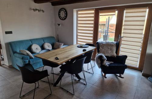 Hižica v plavem trnacu 1 - Foto 11