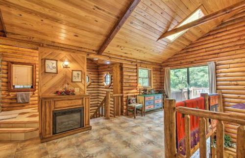 Log Cabin Sanctuary in Inverness with Furnished Deck - Foto 27