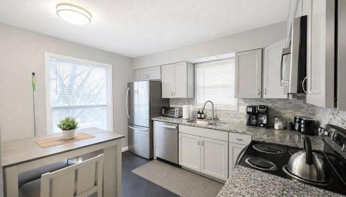 4-Bedroom ALL King Beds Near mall Family friendly - Foto 2