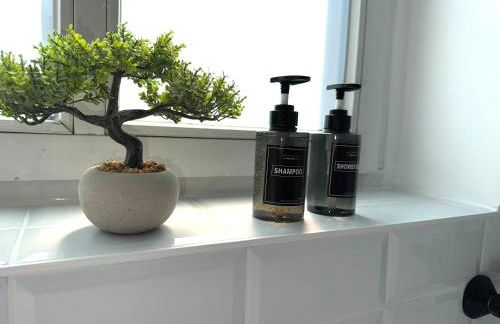 NewCityHome - Chemnitz - 2 Zi - Design Apartment Naomi - Kaßberg - Private Parking - Foto 15