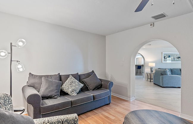 Paradise Palace 4 Bedroom Home by RedAwning - Foto 24