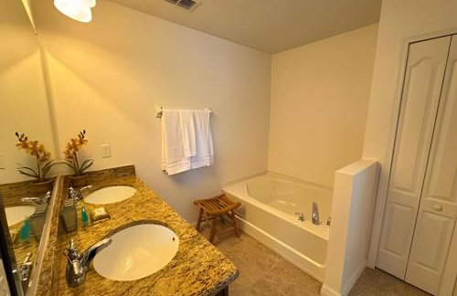 New to Market Spacious Private Pool Retreat - Foto 17