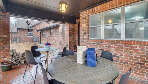 Right Off Route 66 Retro Vinita Home with Game Room - Foto 2