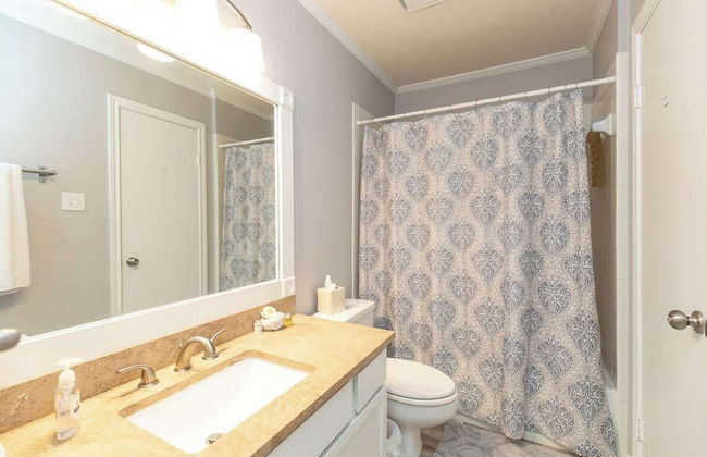 Cape Terrace Waterfront Oasis - Foto 15